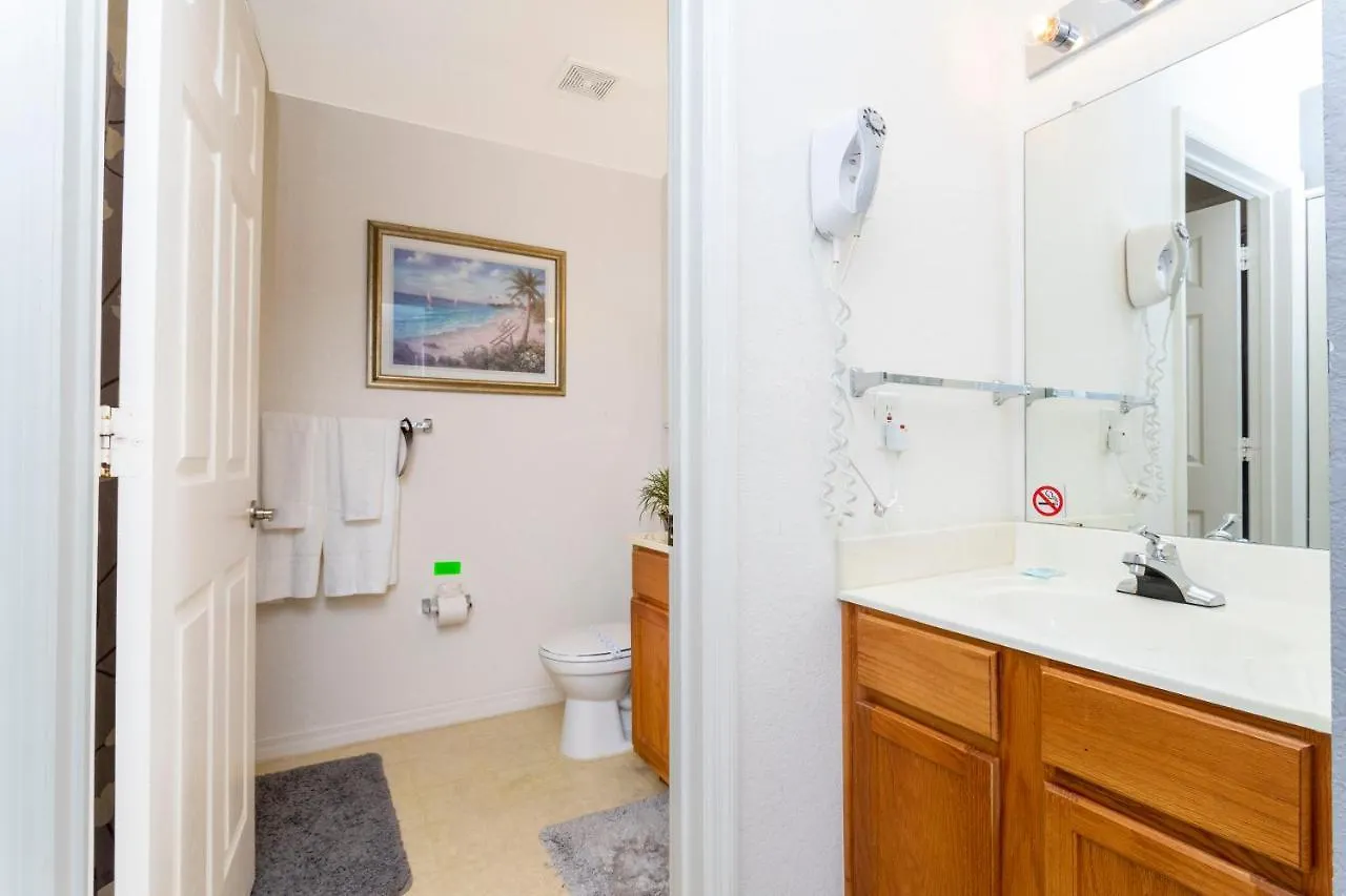Stunning 3bd Close To @ Venetian Bay 105