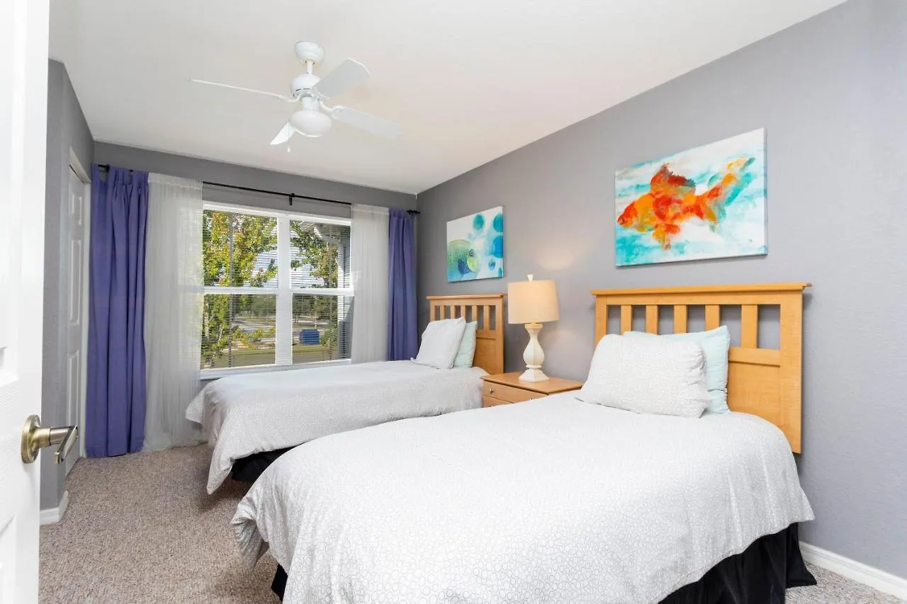 Stunning 3bd Close To @ Venetian Bay 105