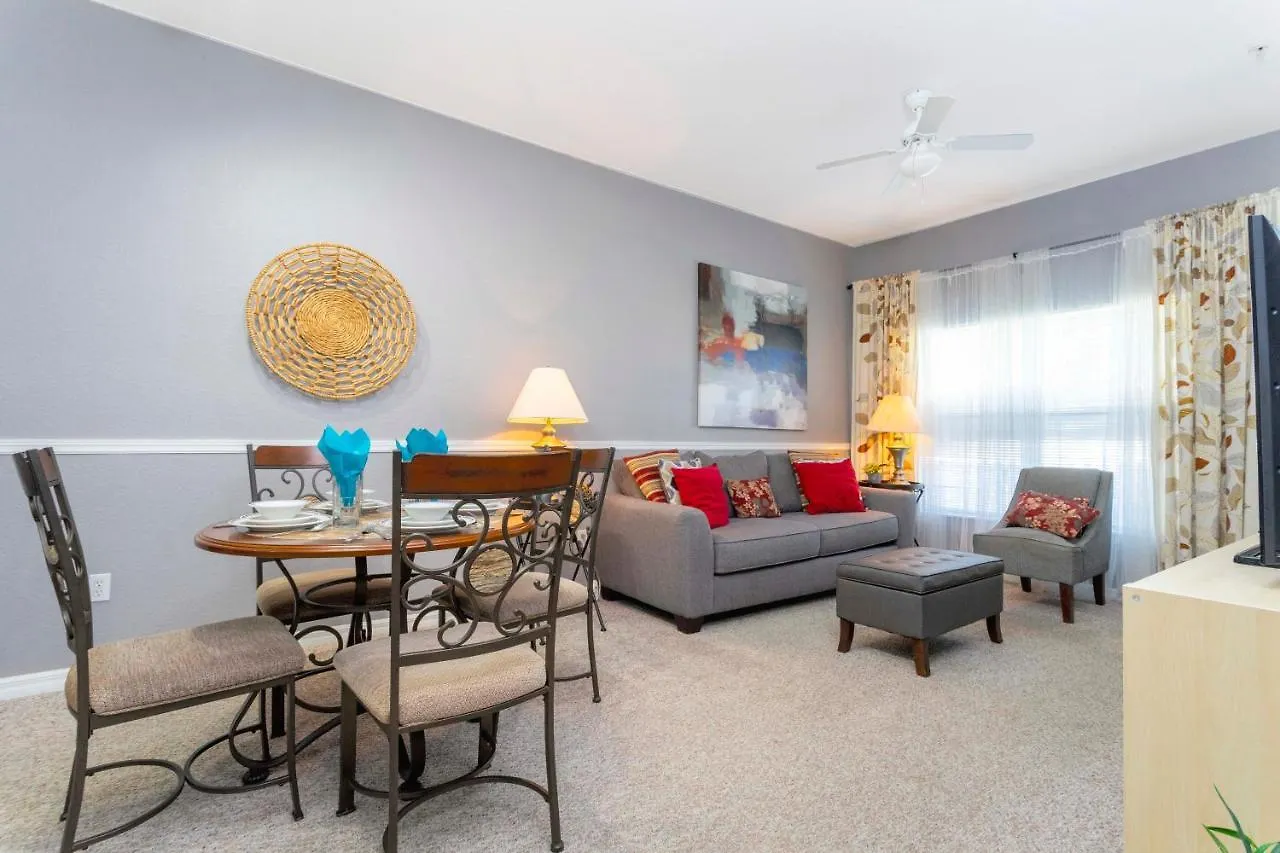 Stunning 3bd Close To @ Venetian Bay 105