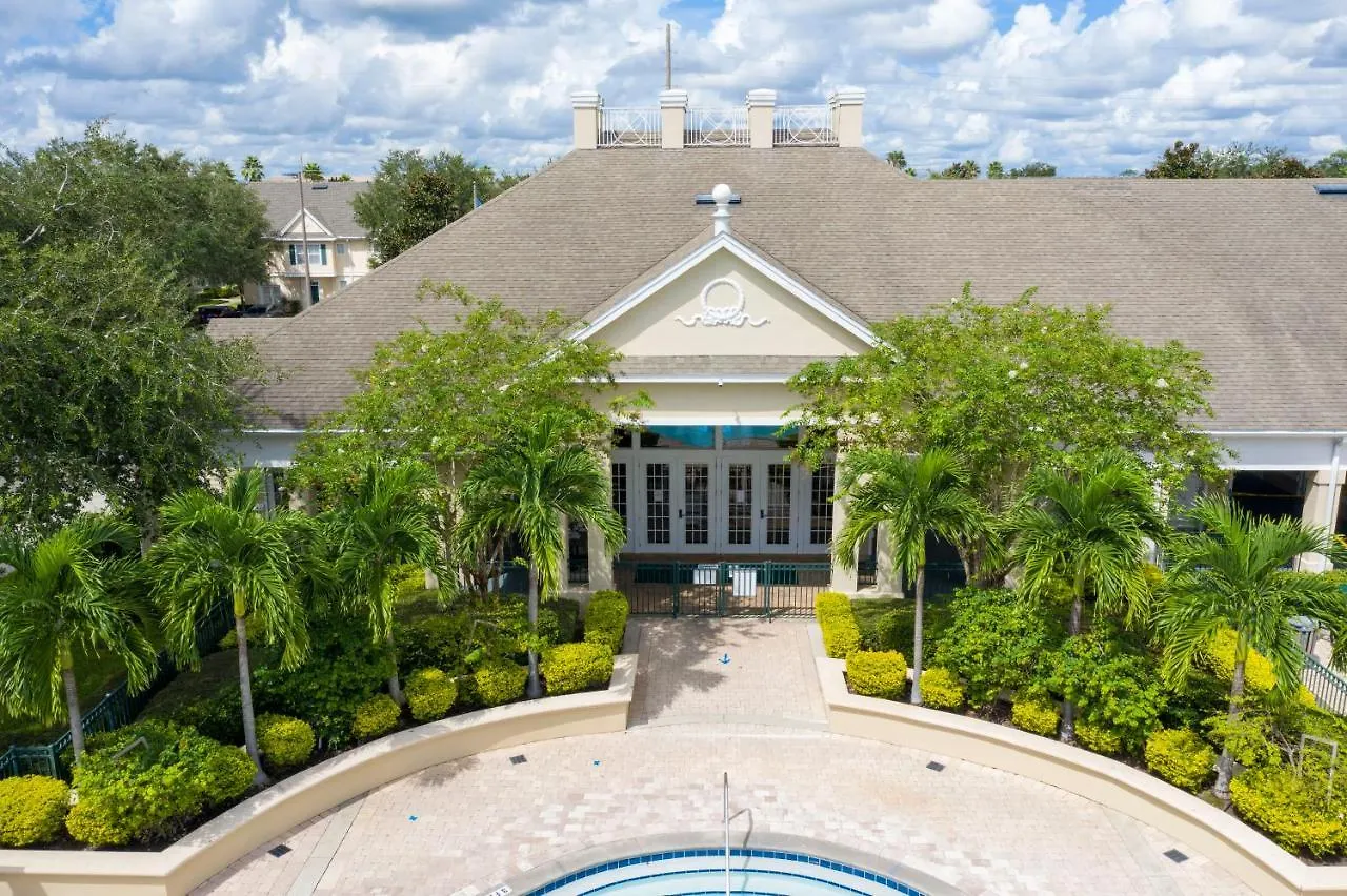 Stunning 3bd Close To @ Venetian Bay 105 Holiday home *