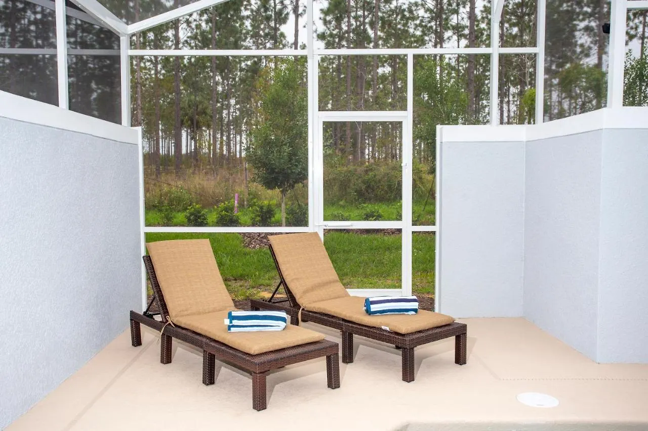 Holiday home Marvelous 4 Bd W/ Pool Close To 218