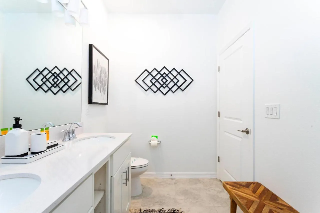 Gorgeous 2bd Apto Close To @ Storey 404 3191 *
