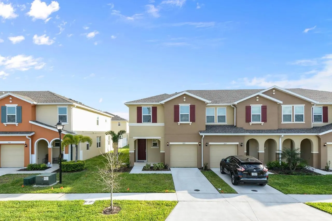 Four Bedrooms Townhome 5128 Kissimmee