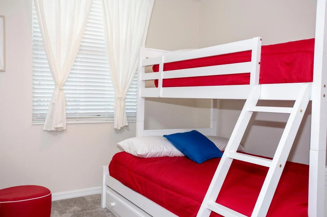 Gorgeous Two Bedroom Apto Close To 306 Holiday home
