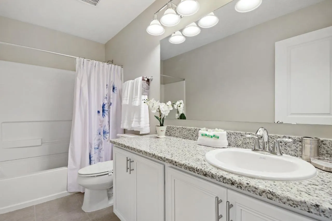 Holiday home Four Bedrooms Townhome 5128