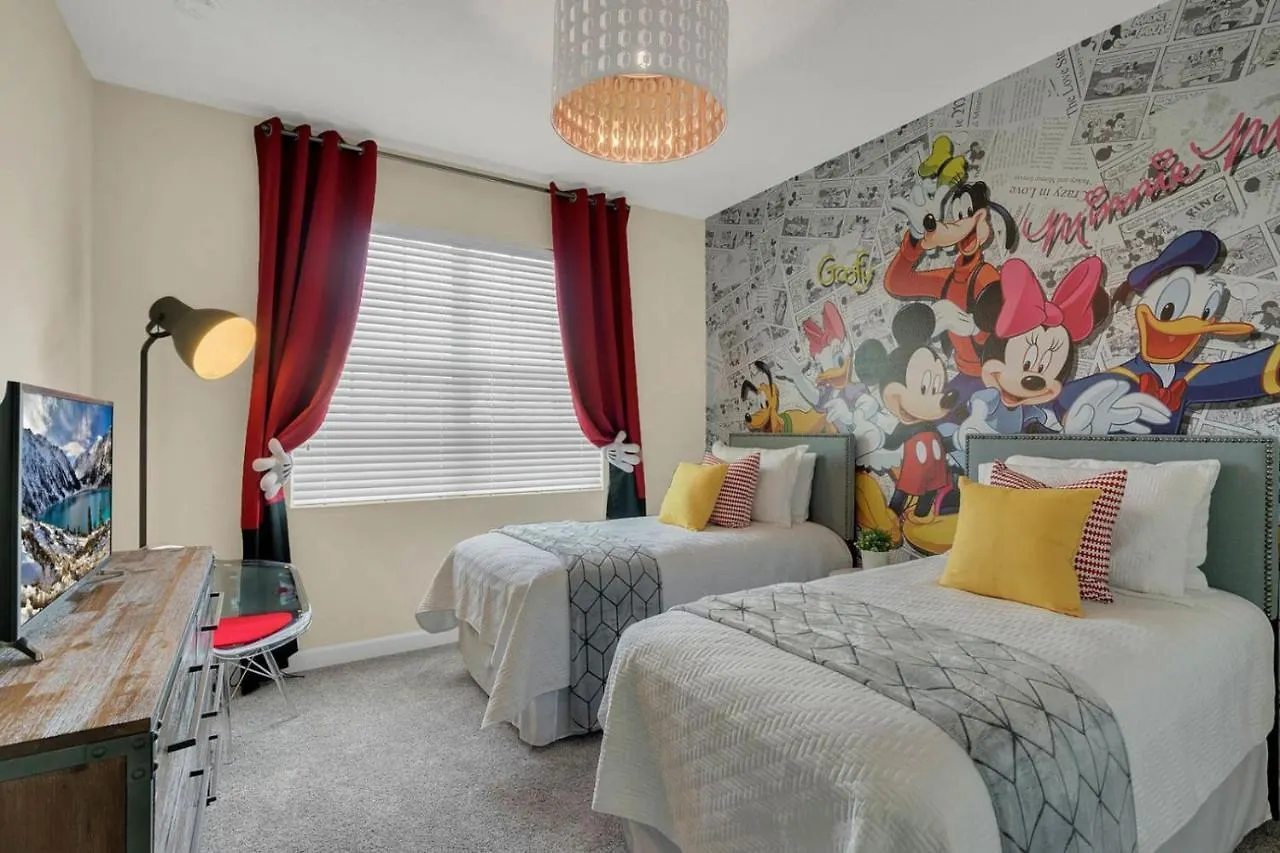 Five Bedrooms Single Family 4759 Holiday home *