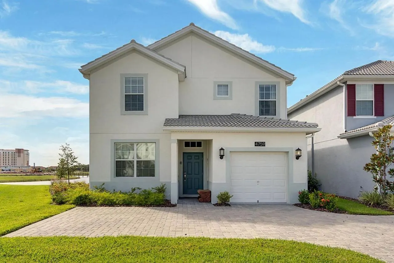 Five Bedrooms Single Family 4759 Holiday home *
