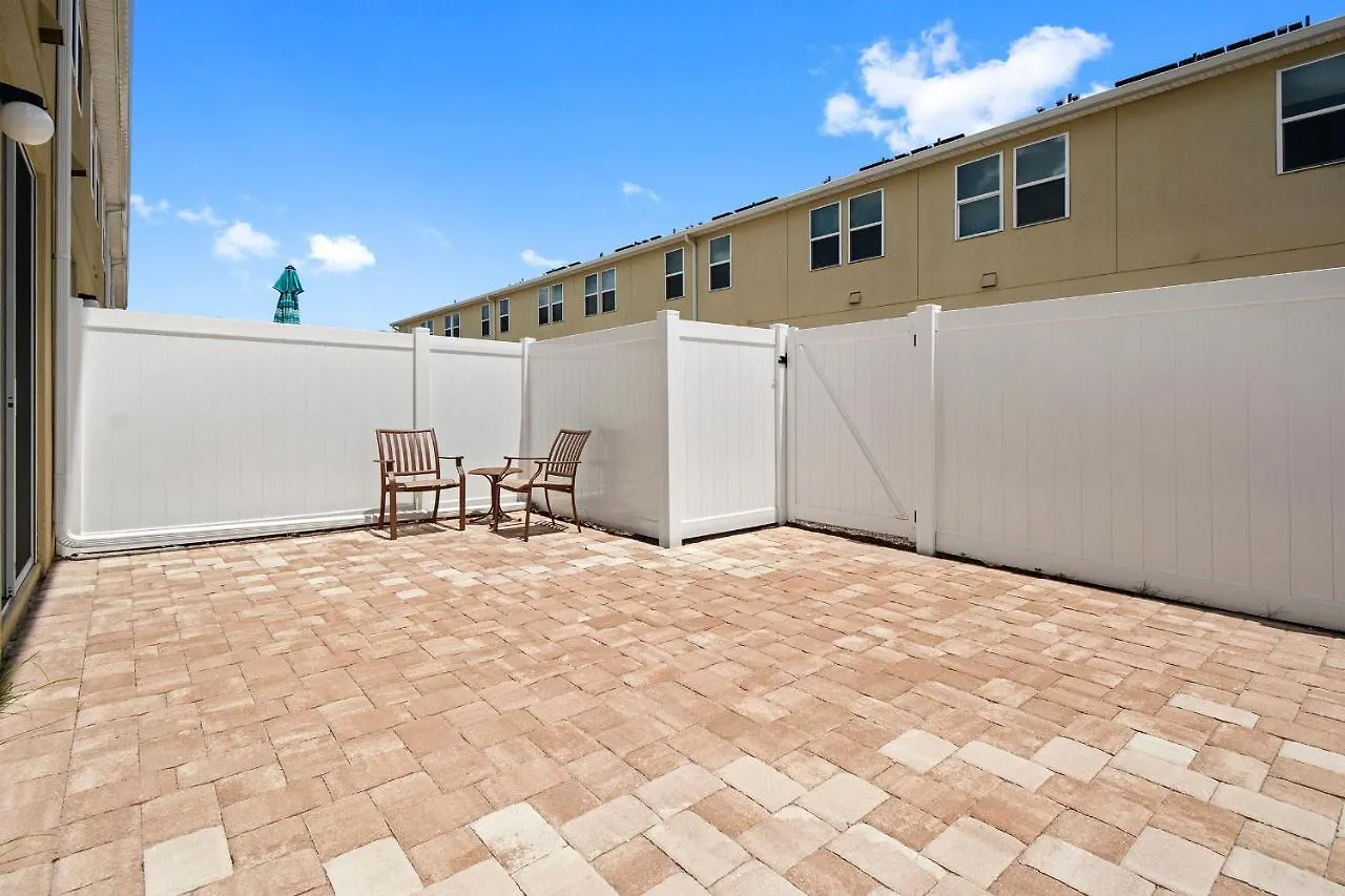 Holiday home Stunning 4 Bd W/ Gameroom Close To 5110k Kissimmee