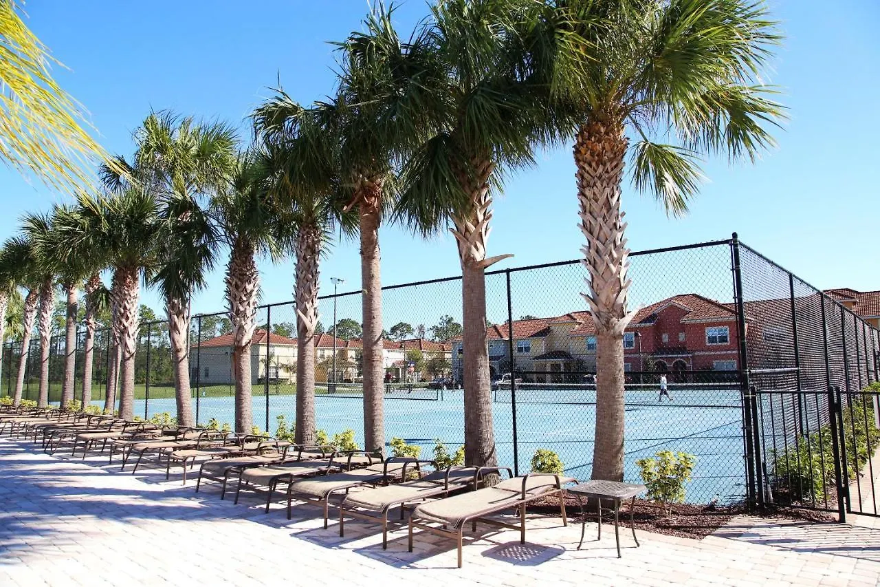 Holiday home Stunning 4 Bd W/ Pool Close To 8940
