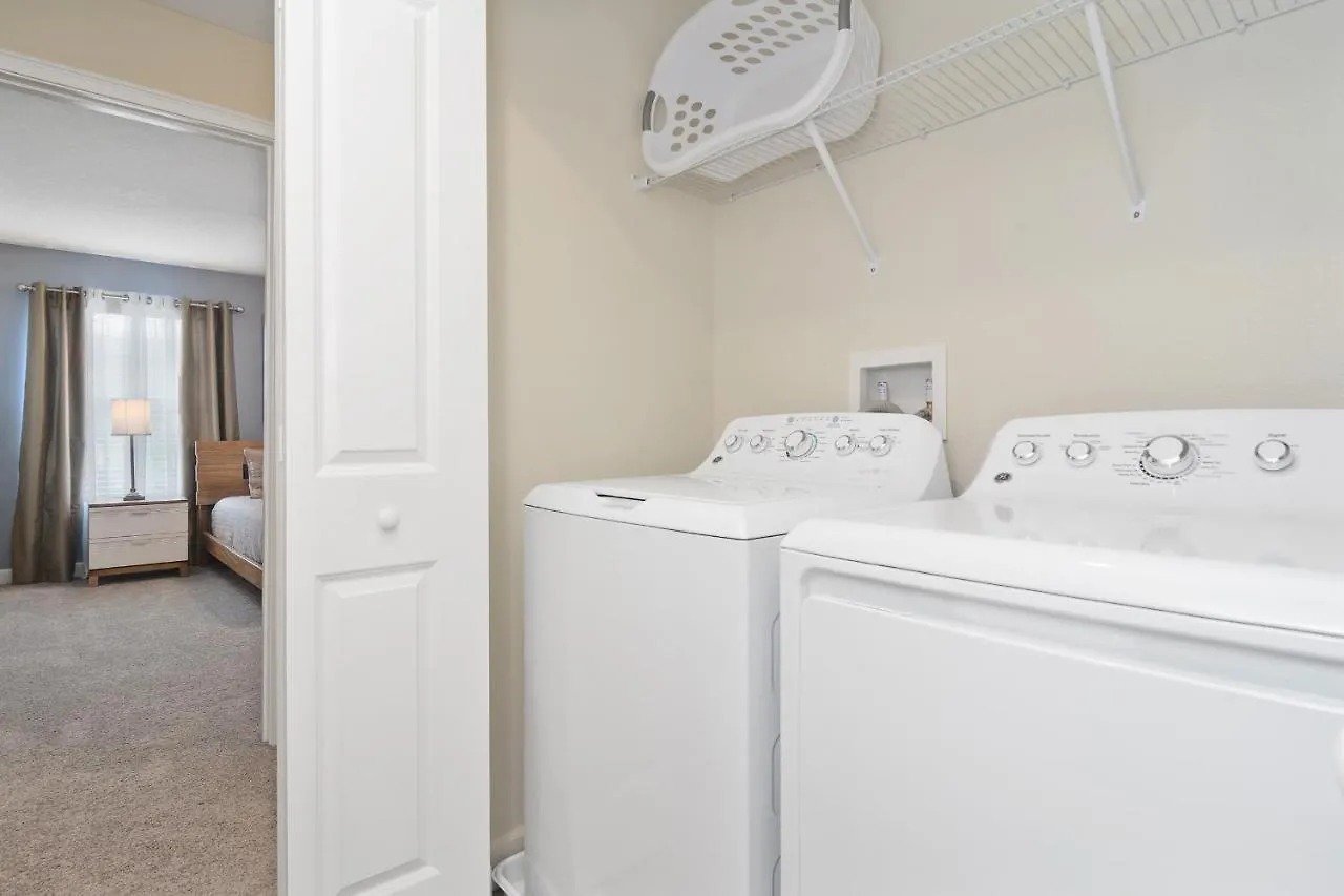Four Bedrooms With Screen Poolstoreylake 4910 Kissimmee