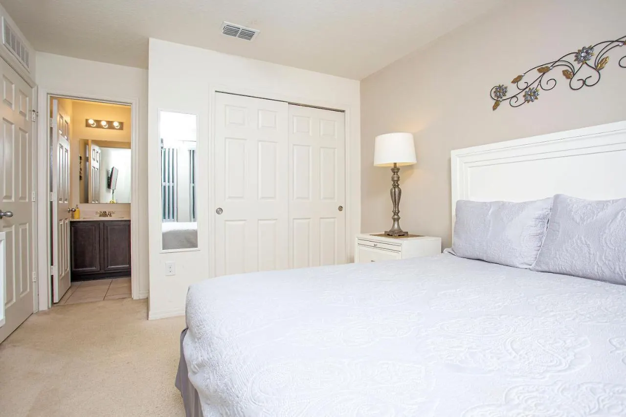 Family Friendly 4 Bedrooms With Gameroom Close To In Compass Bay 5103 *