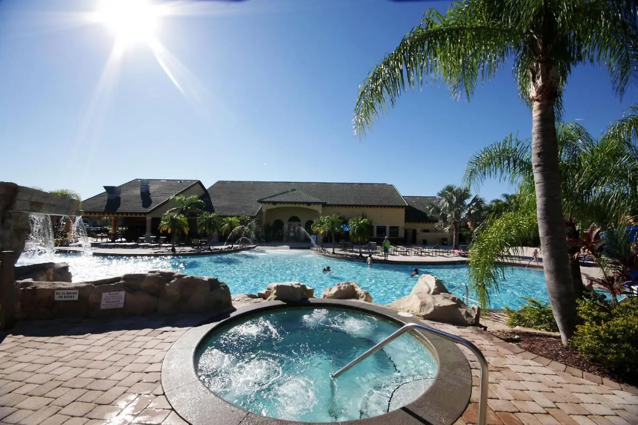 Stunning 4 Bd W/ Pool Close To 8940 *