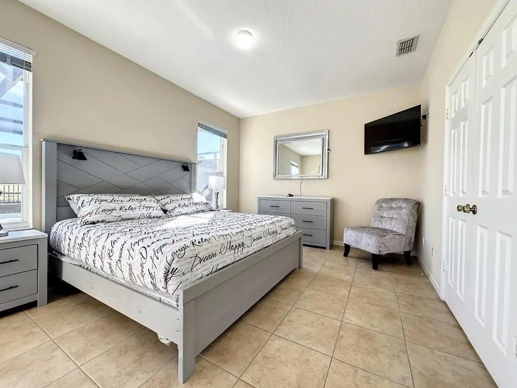 Luxury 6bd 3,5ba Pool In Windsor Palms