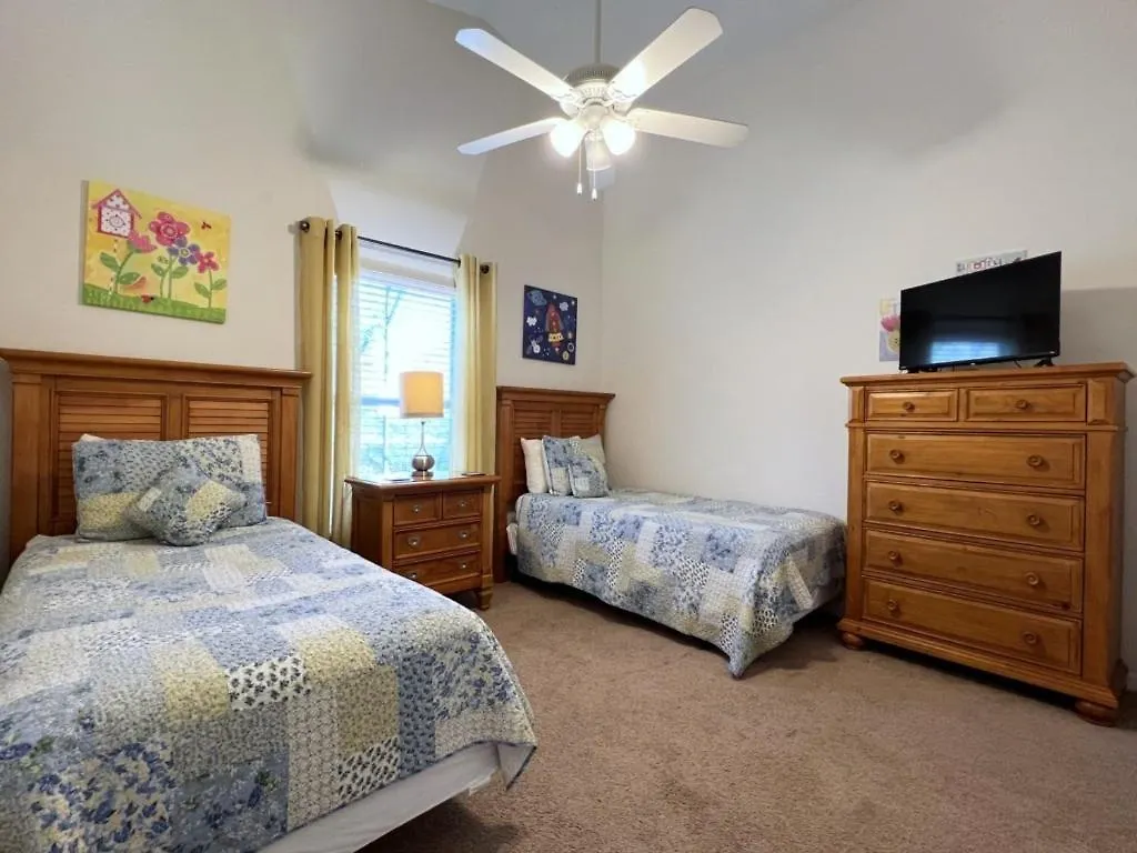 度假居 Cozy 4 Bed 3 Bath Pool Hm With Game Room-4450np *
