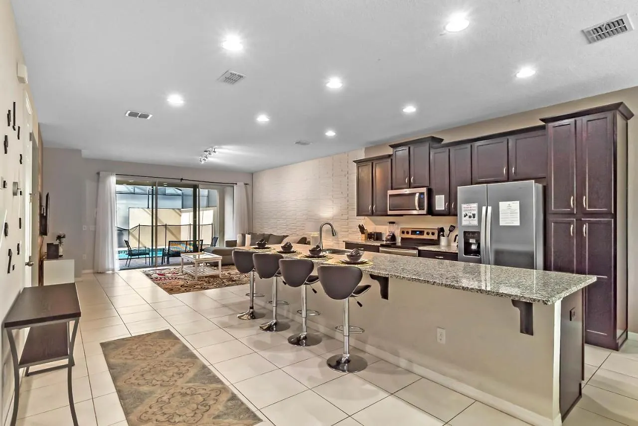3 Bedrooms - 3,5 Bathrooms - Solara 1564 Cp *