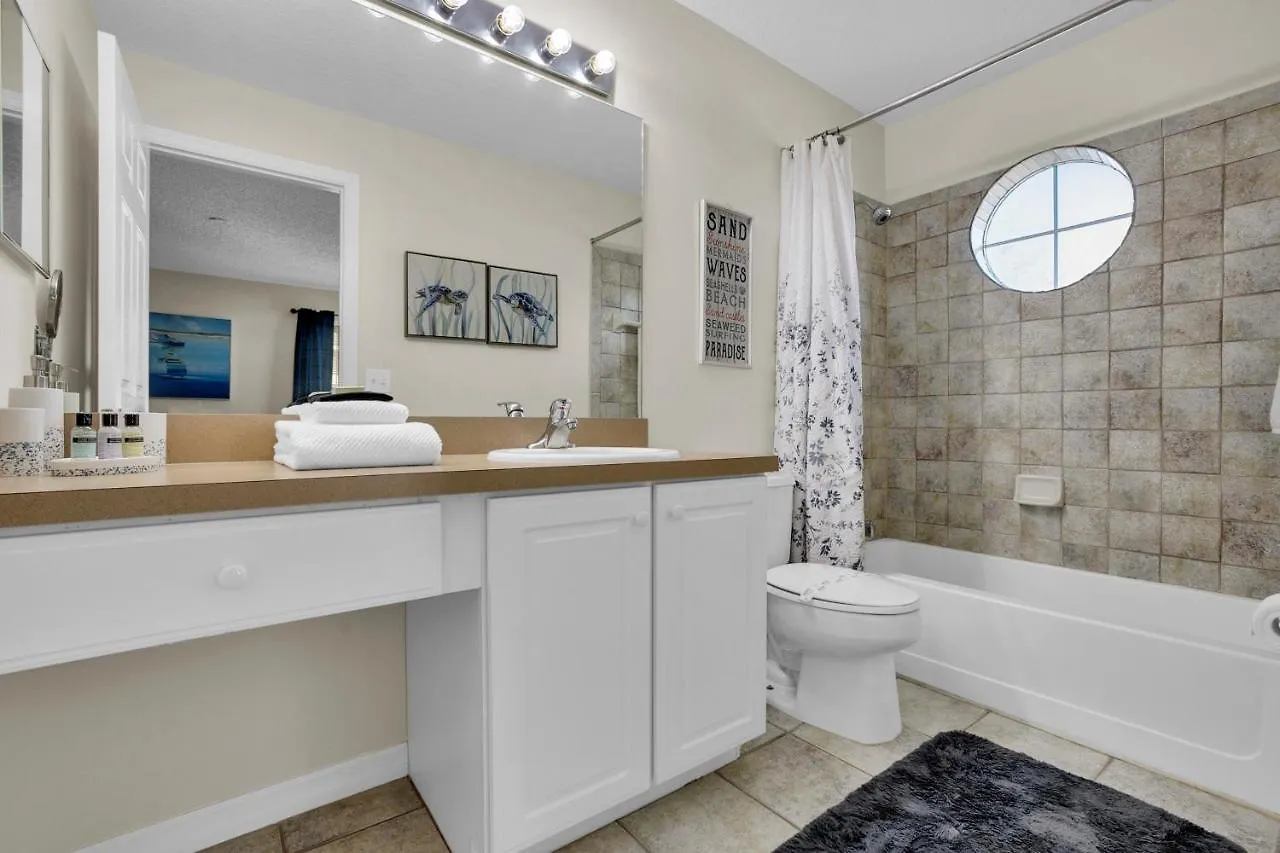 Large 6br Themed Family Near World Villa *