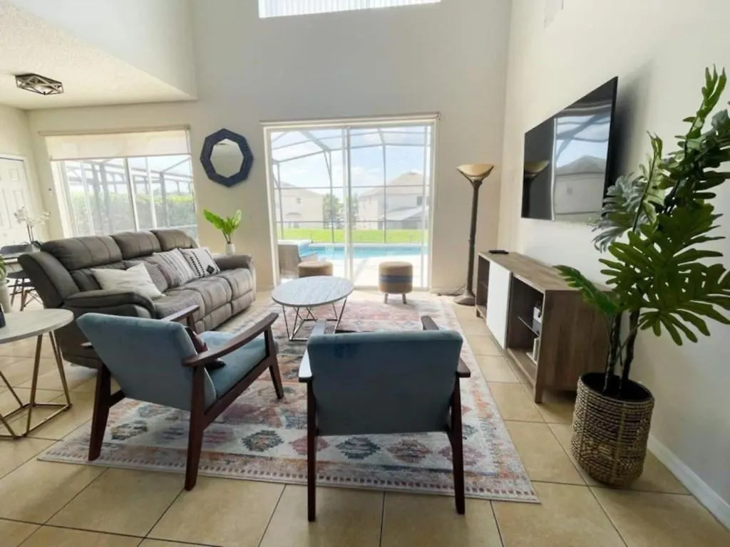 Holiday home Enchanting Escape- 7 Bed, Pool, & Games *