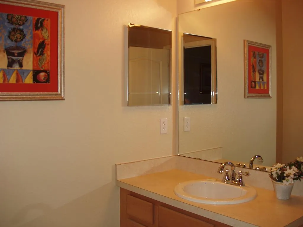 Four Bedroom In Coral Cay Villa *