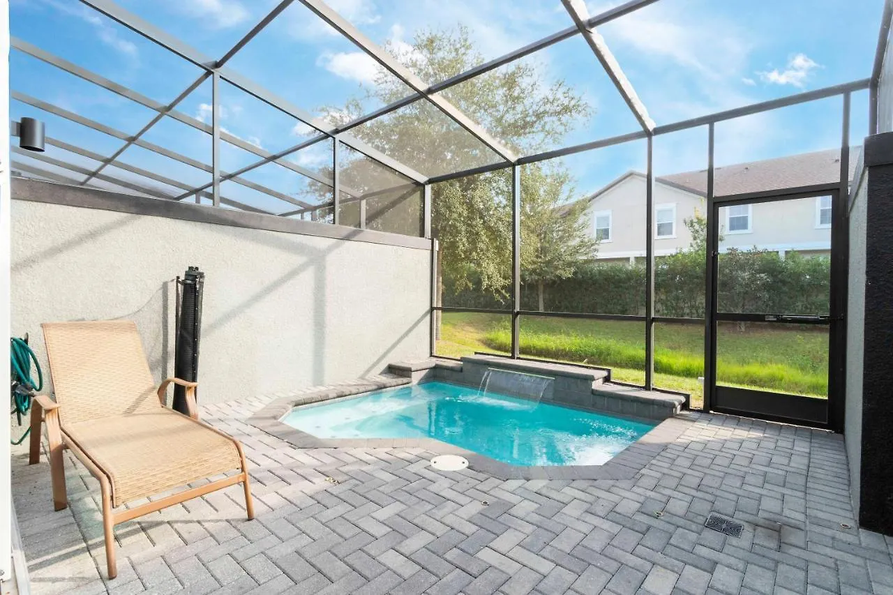 Le Reve 4 Bedroom Vacation 4404 Holiday home