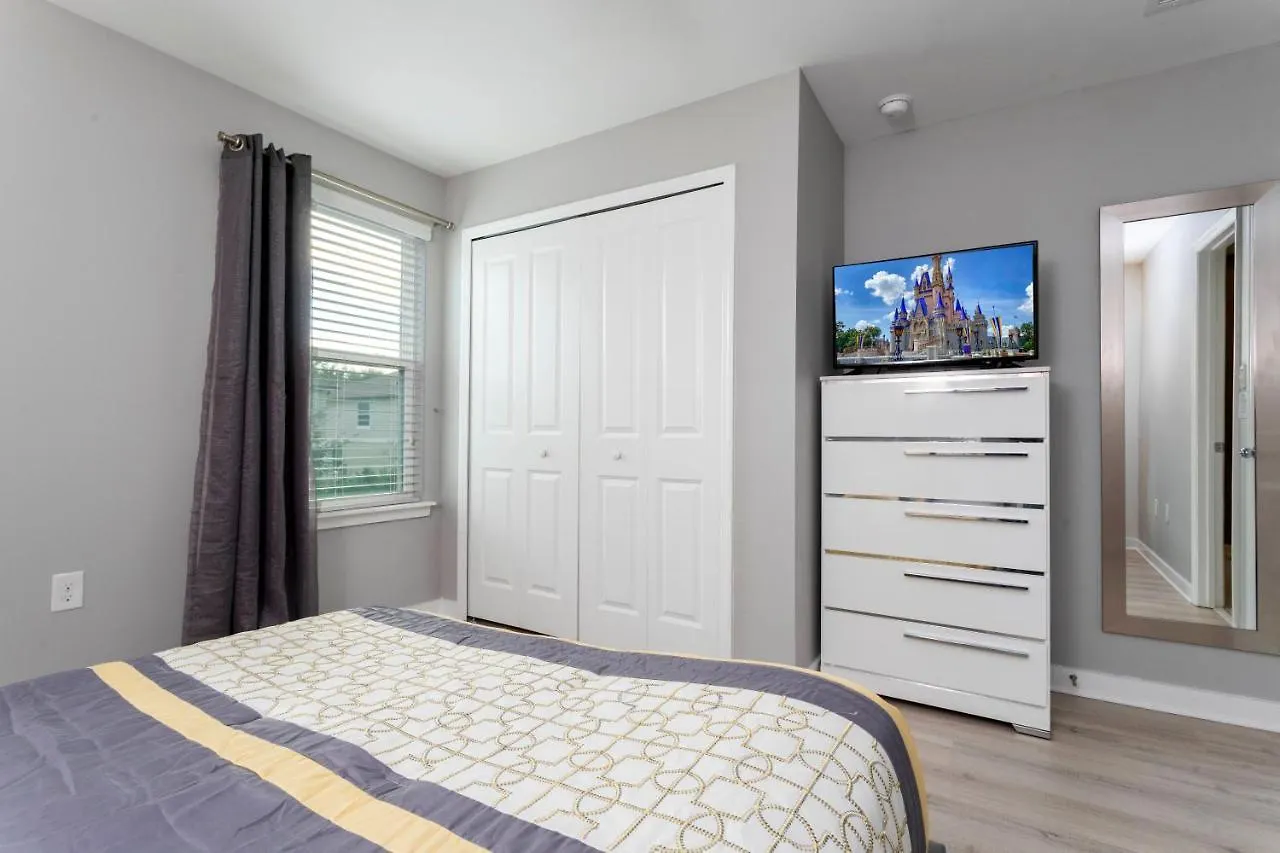 Le Reve 4 Bedroom Vacation 4404