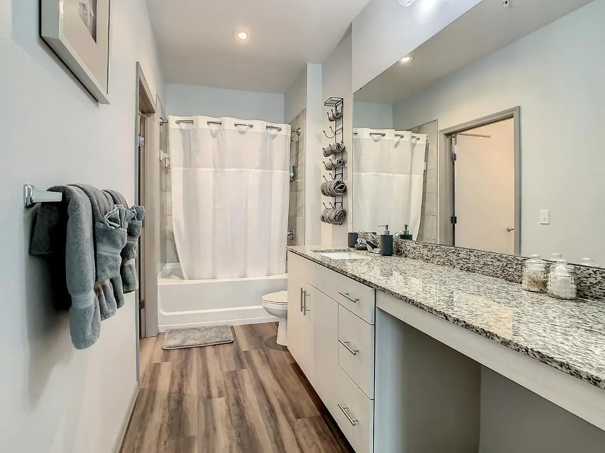 Large Apartment, Close To Apartment Kissimmee