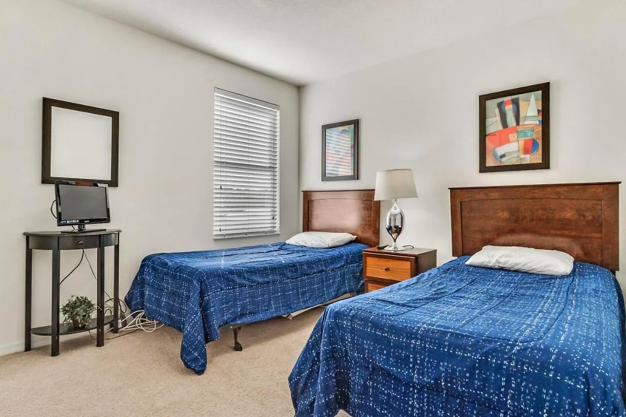 6 Bedrooms - 4 Bathrooms - Veranda Palms 4457 Np *