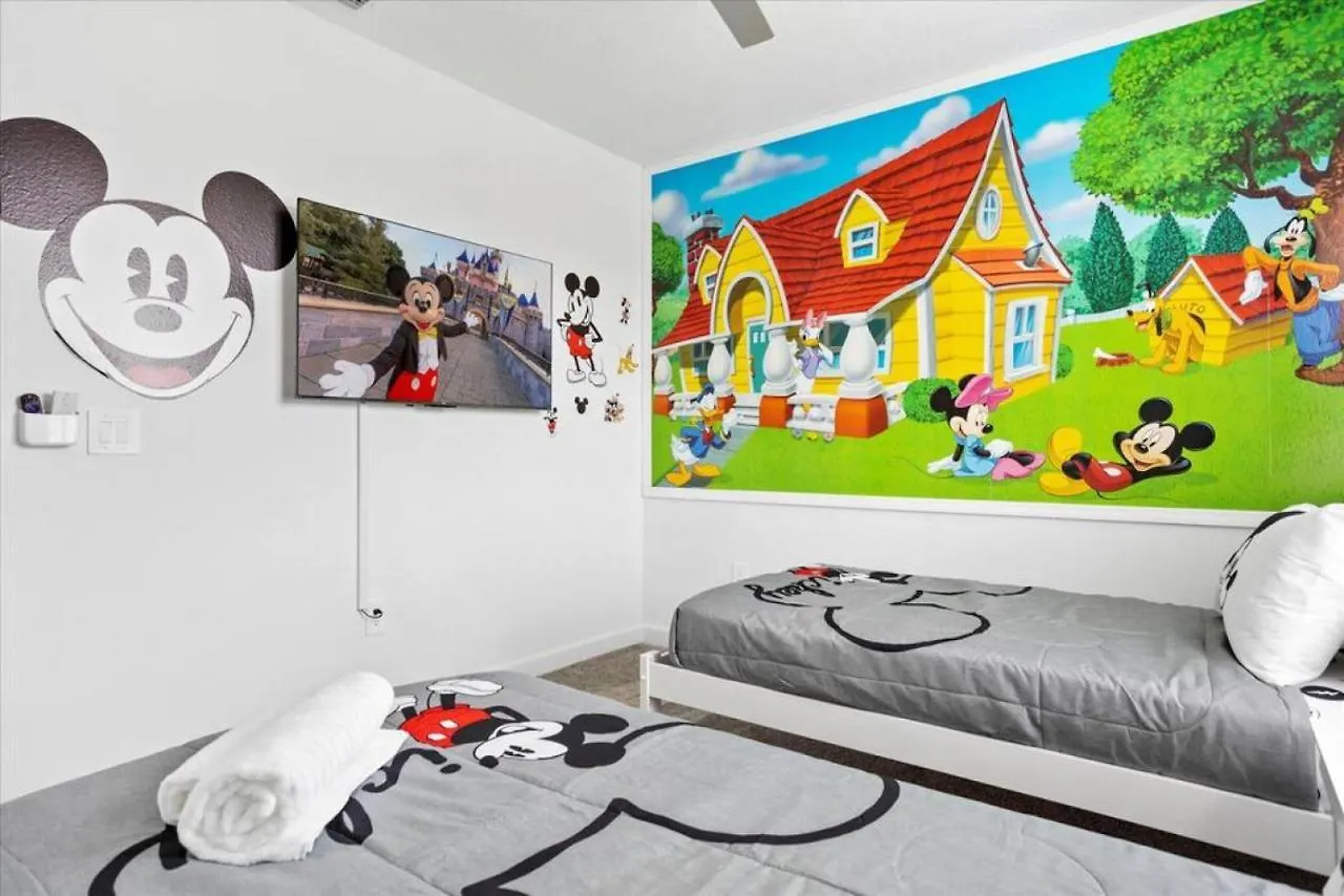 Crystal In Storylake 5beds With Pool, Gameroom Holiday home