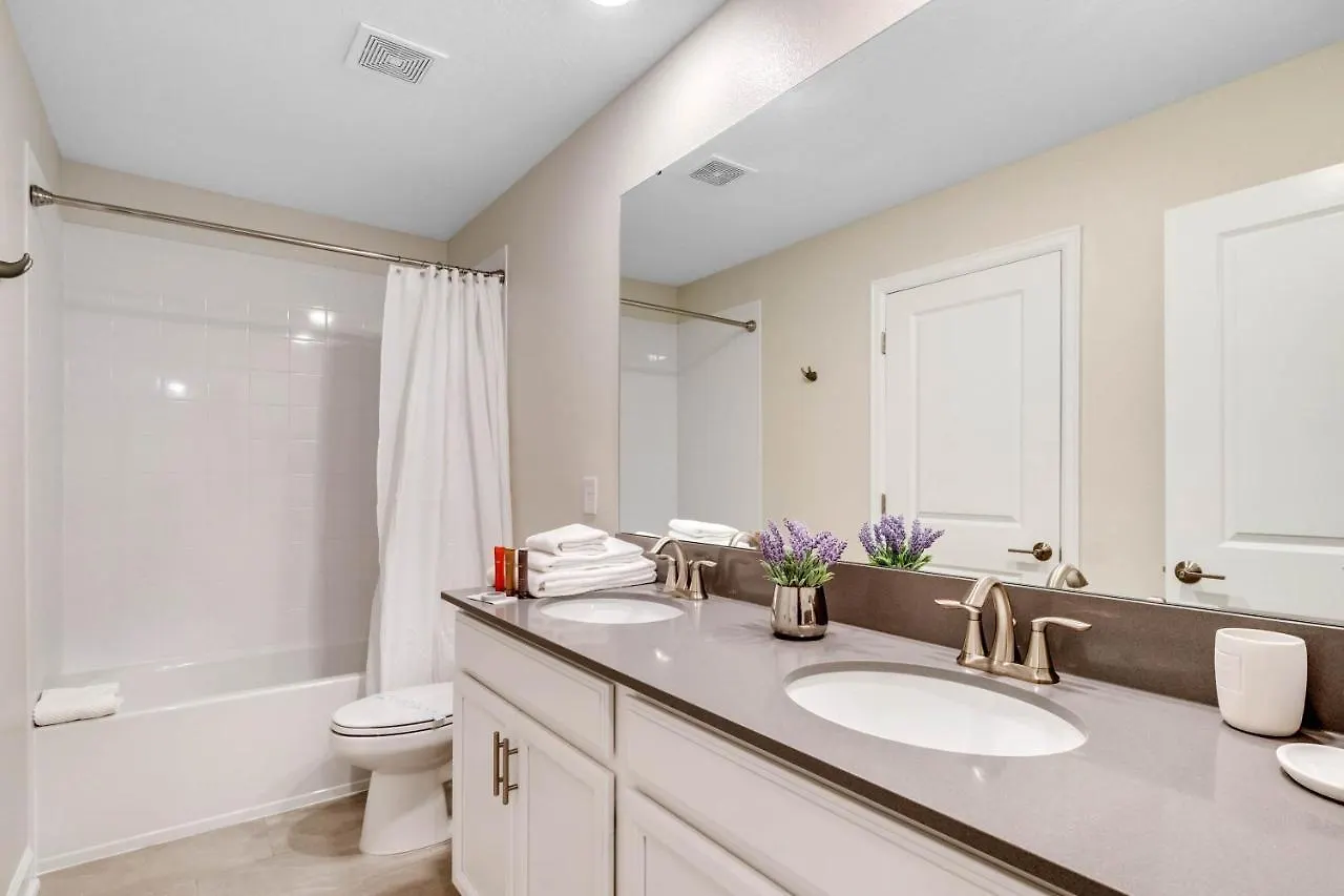 8 Bedroom- 5 Bathroom Champions Gate 1193 Cd Holiday home *
