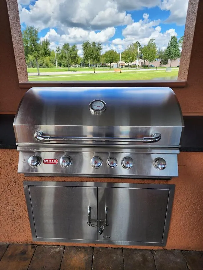 Apartment King Bed, Great Amenities, And Disney Calling You Kissimmee
