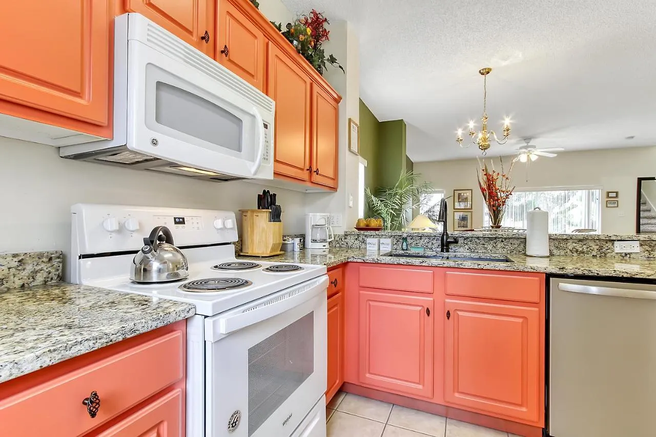 Emerald Delight 3 Bed Townhome Near Kissimmee