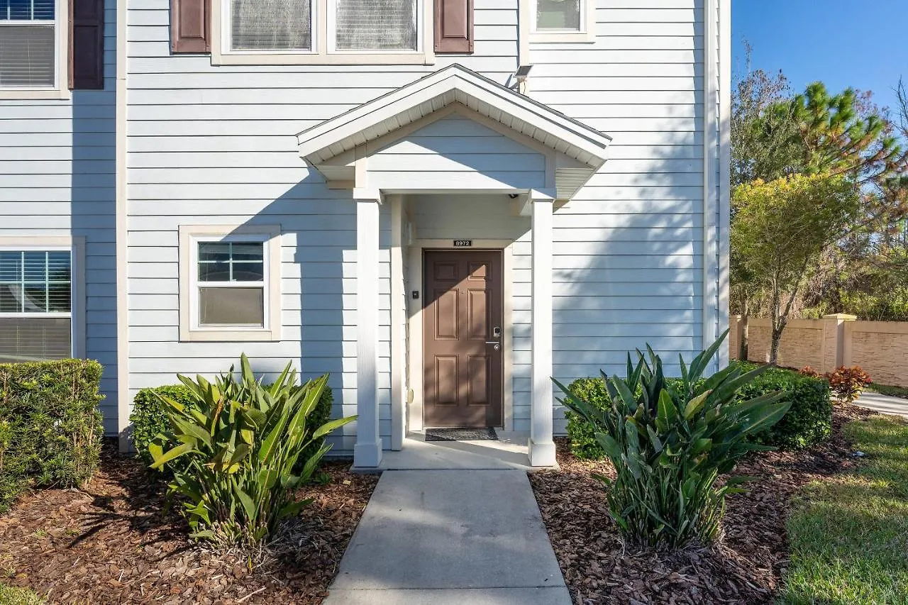 Holiday home Cozy Decor 4br At West Lucaya Wl8972