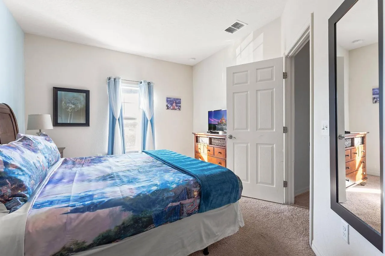 Holiday home 4br Community Pool Across The Street Wl8989
