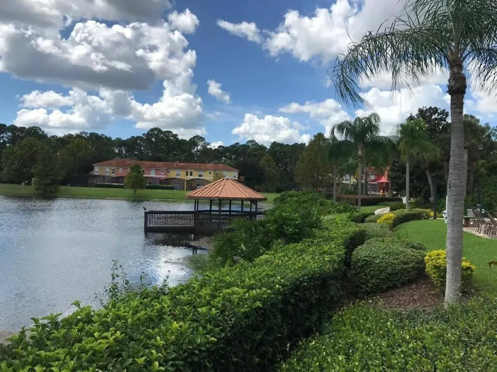 Encantada Dream - 3 Bedroom Townhome Near Disney! *