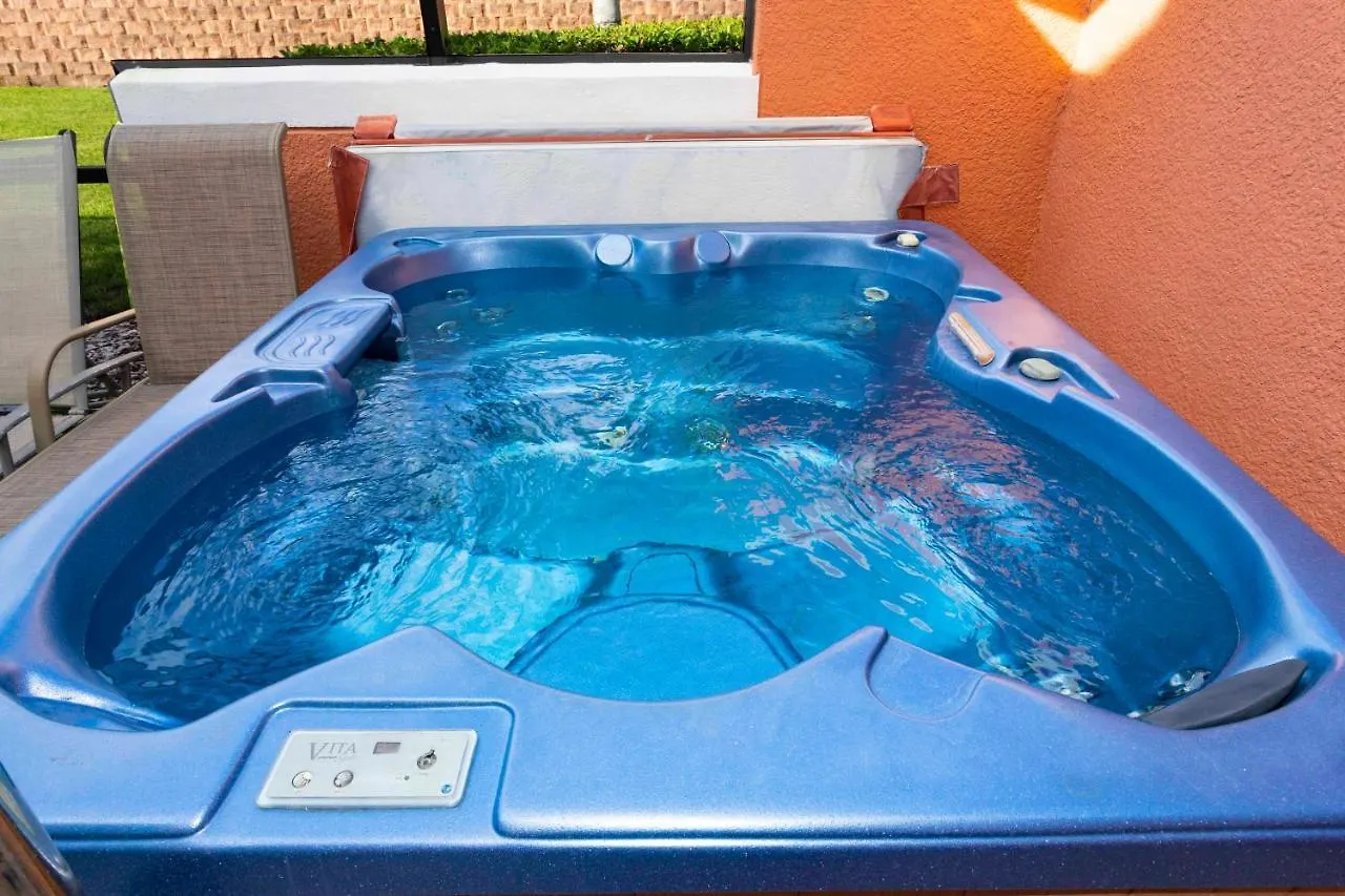 Encantada Dream - 3 Bedroom Townhome Near Disney! Holiday home Kissimmee