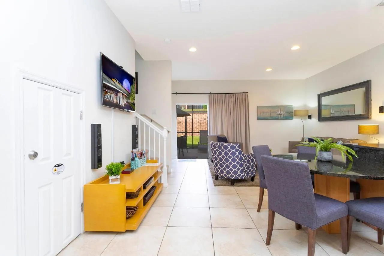 Encantada Dream - 3 Bedroom Townhome Near Disney! *