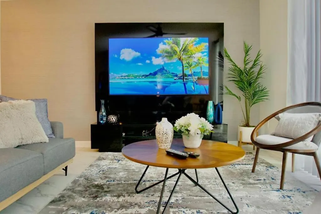 Cozy & Magical Place Sleeps 12/10 Min From 度假居