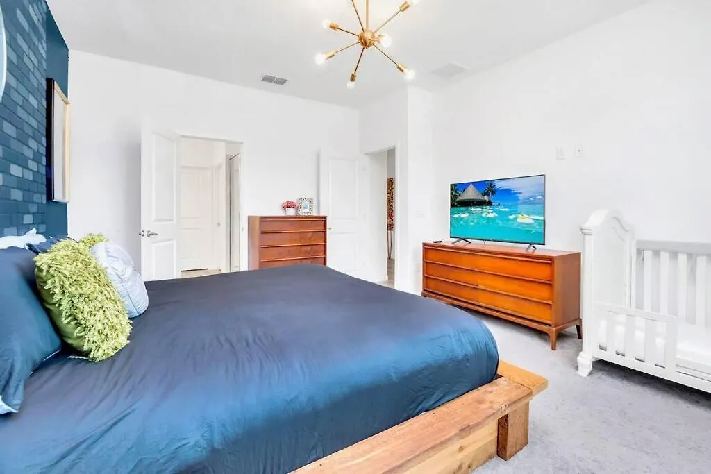 9br Family W Pool Hot Tub- Near