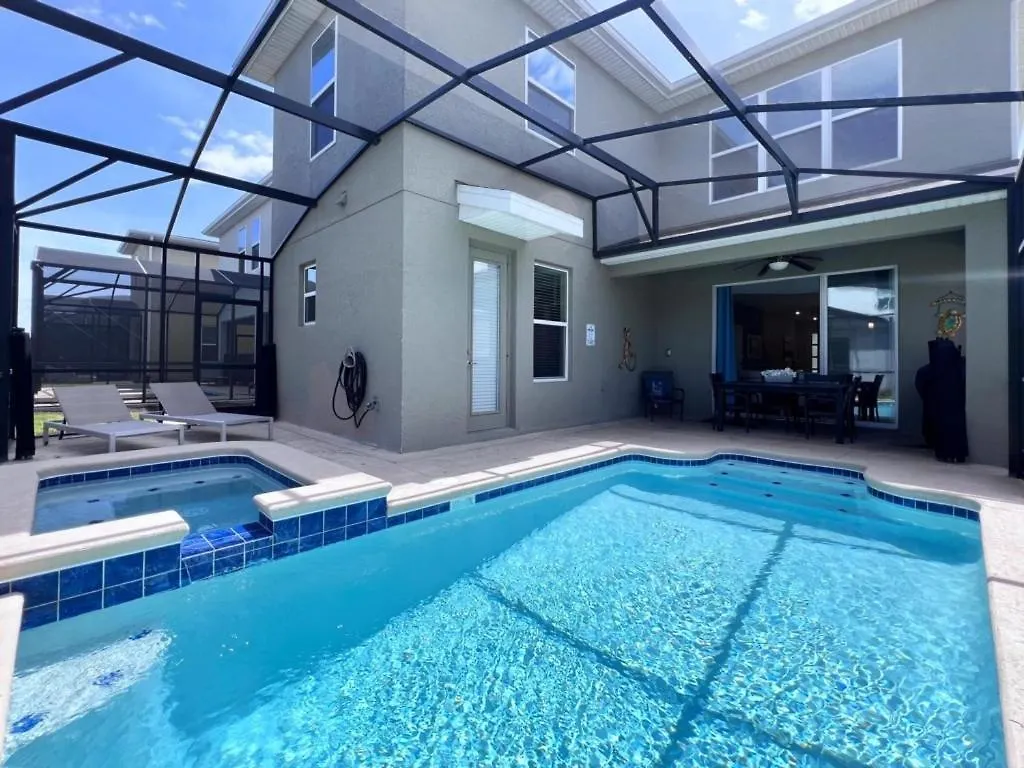 5 Bed 5 Bath South Facing Pool Storey * Kissimmee