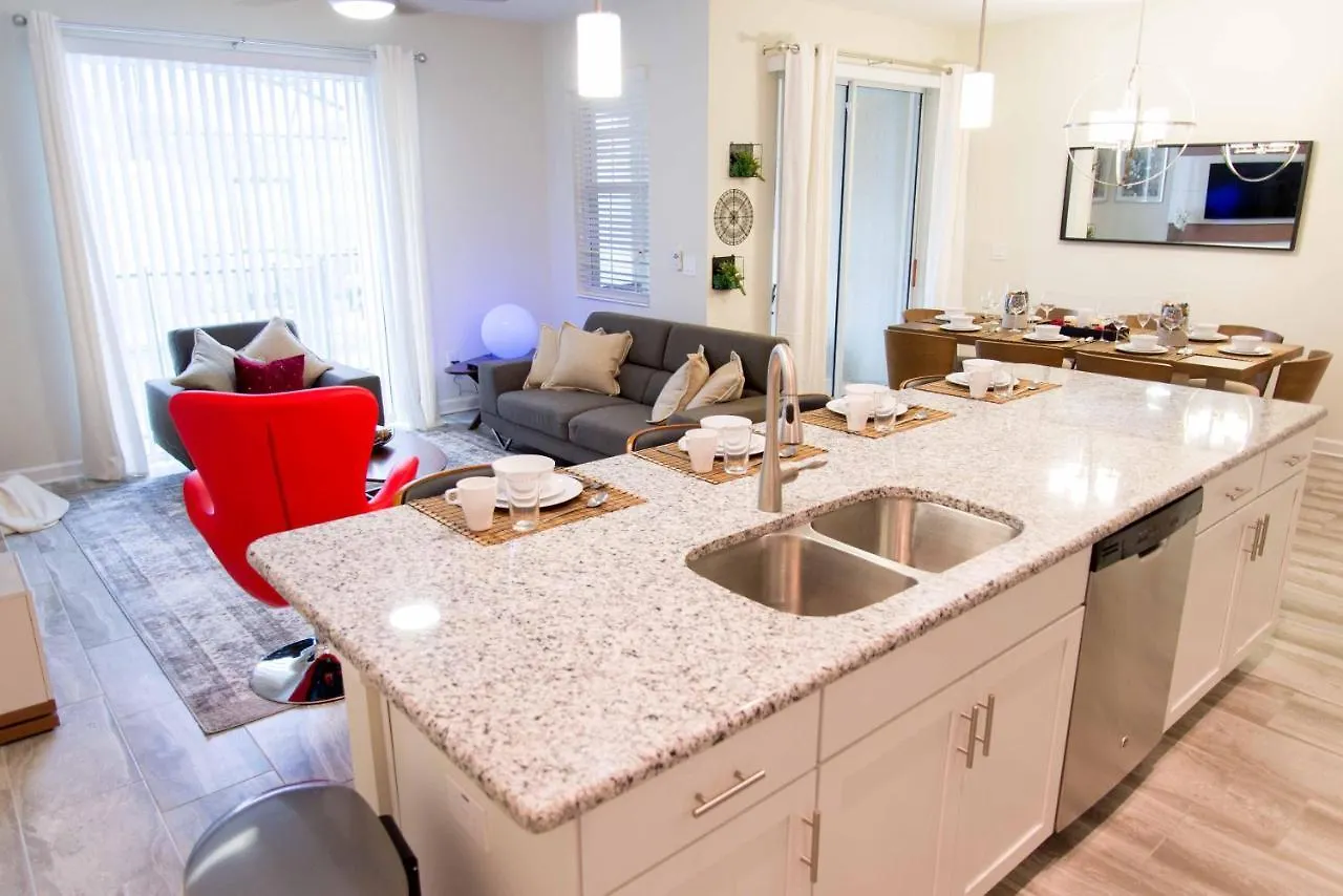 Holiday home Storey Resort, Private Pool, Near Famous Attractions!!
