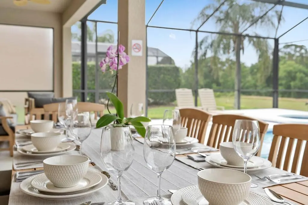 Lakeview W/8 Bedroom 5 Kingsuite 3 Miles To Villa *