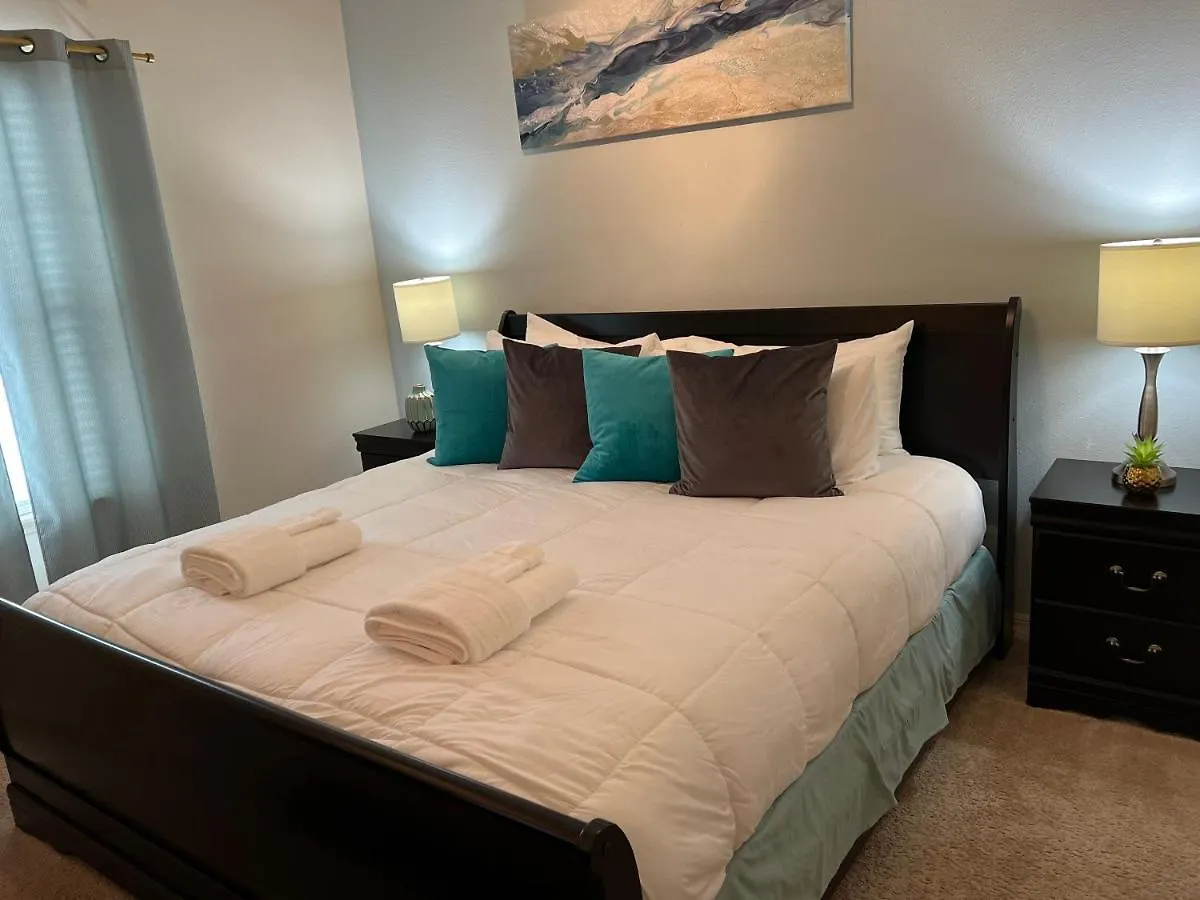 Style 3br 2ba Townhouse 7 Mins To Holiday home