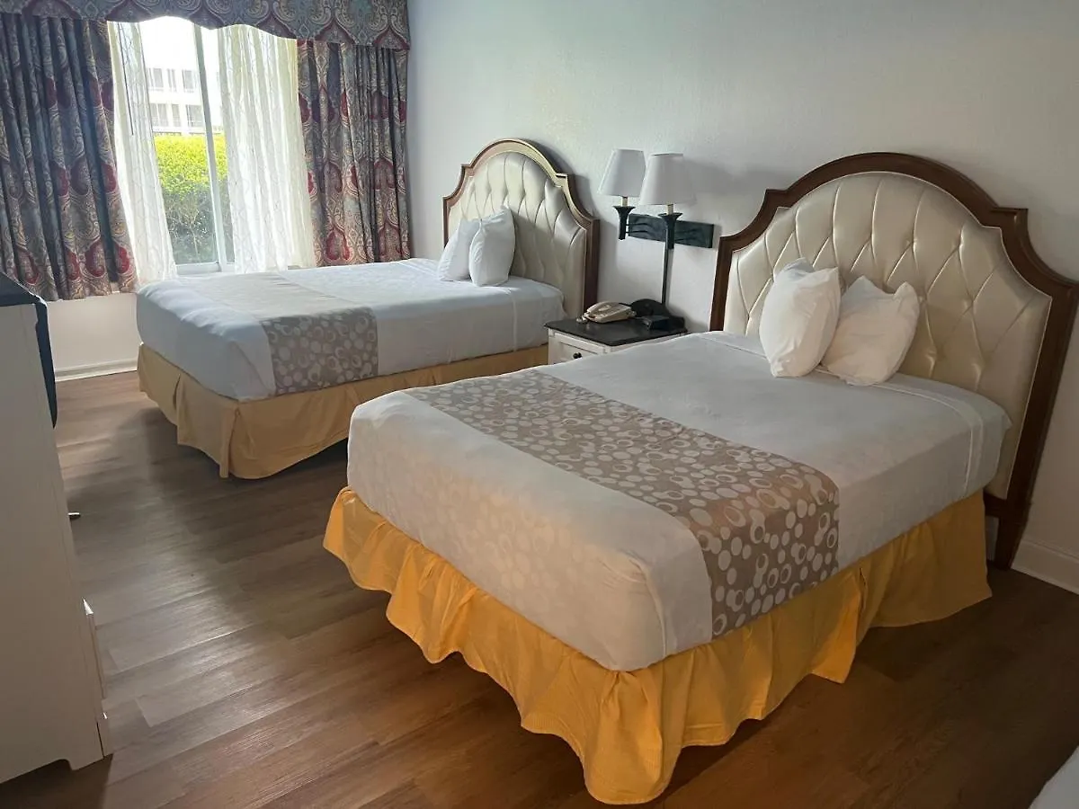 Hotel Seralago & Main Gate East Kissimmee