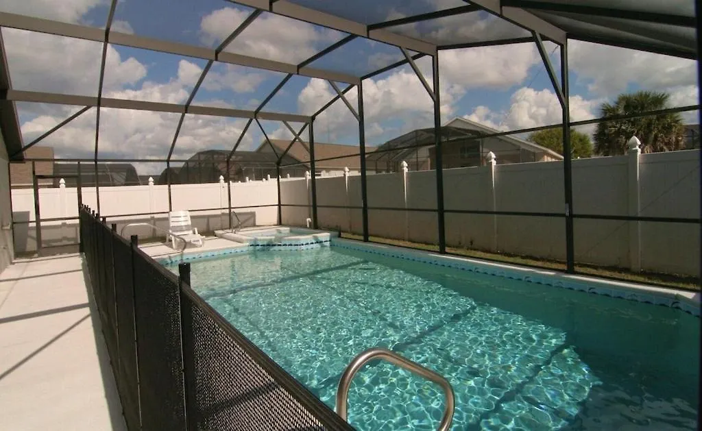 Villa Emma Castle - Private Fenced 3 Miles To Kissimmee