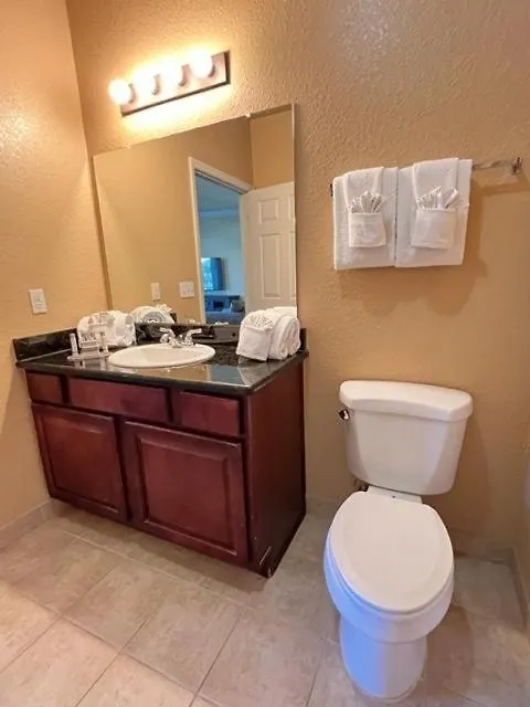 1351tul Unit 1301 - Tuscana Apartment