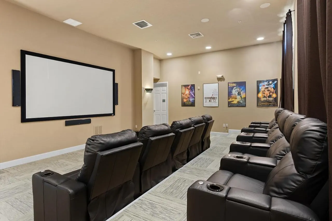 Vila Family Retreat 6br With Private Pool, & Theater Near