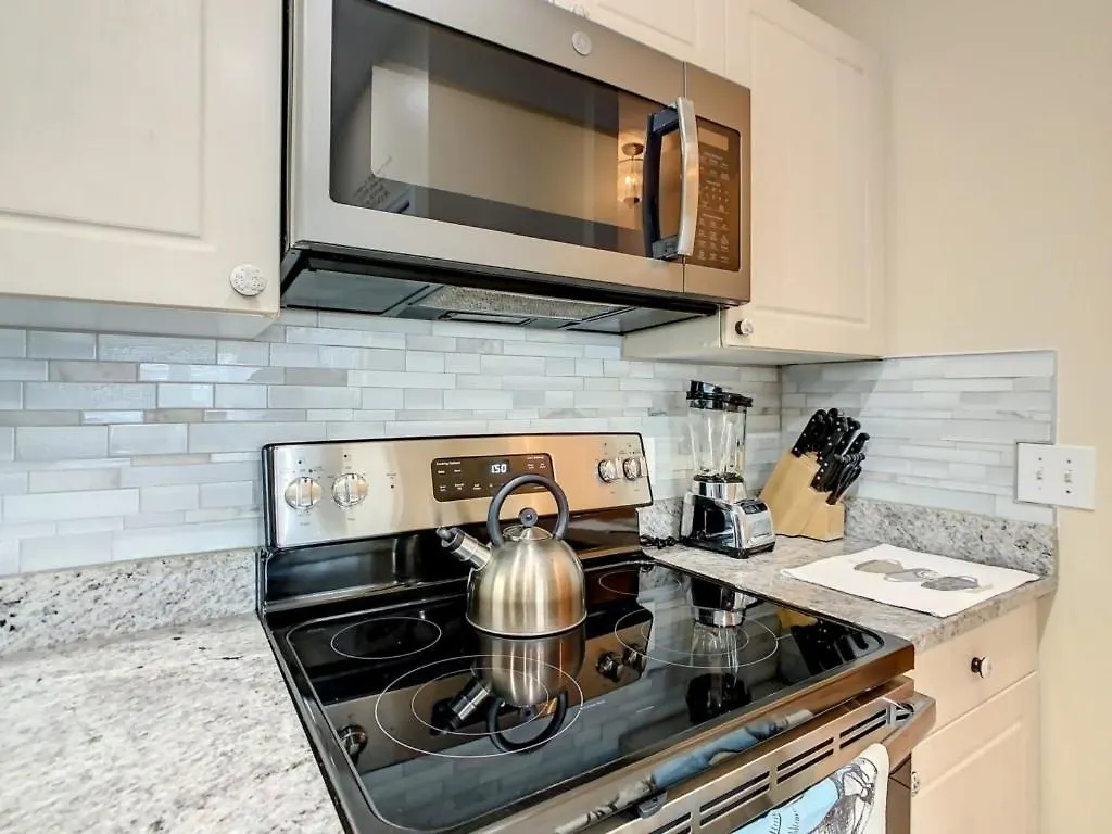 Beautiful Windsor Palms 4 Bed South Facing Pool * Kissimmee