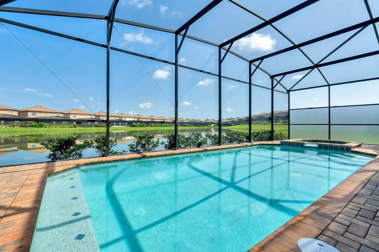 Cozy With Private Pool *