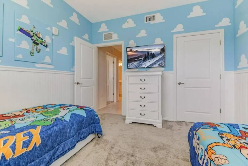 Summer Sale Storey 3bdrm Apartment *