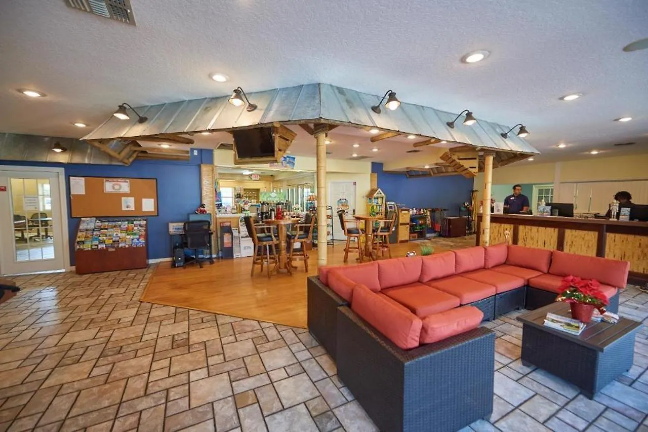 Tropical Palms & Campground Lodge *