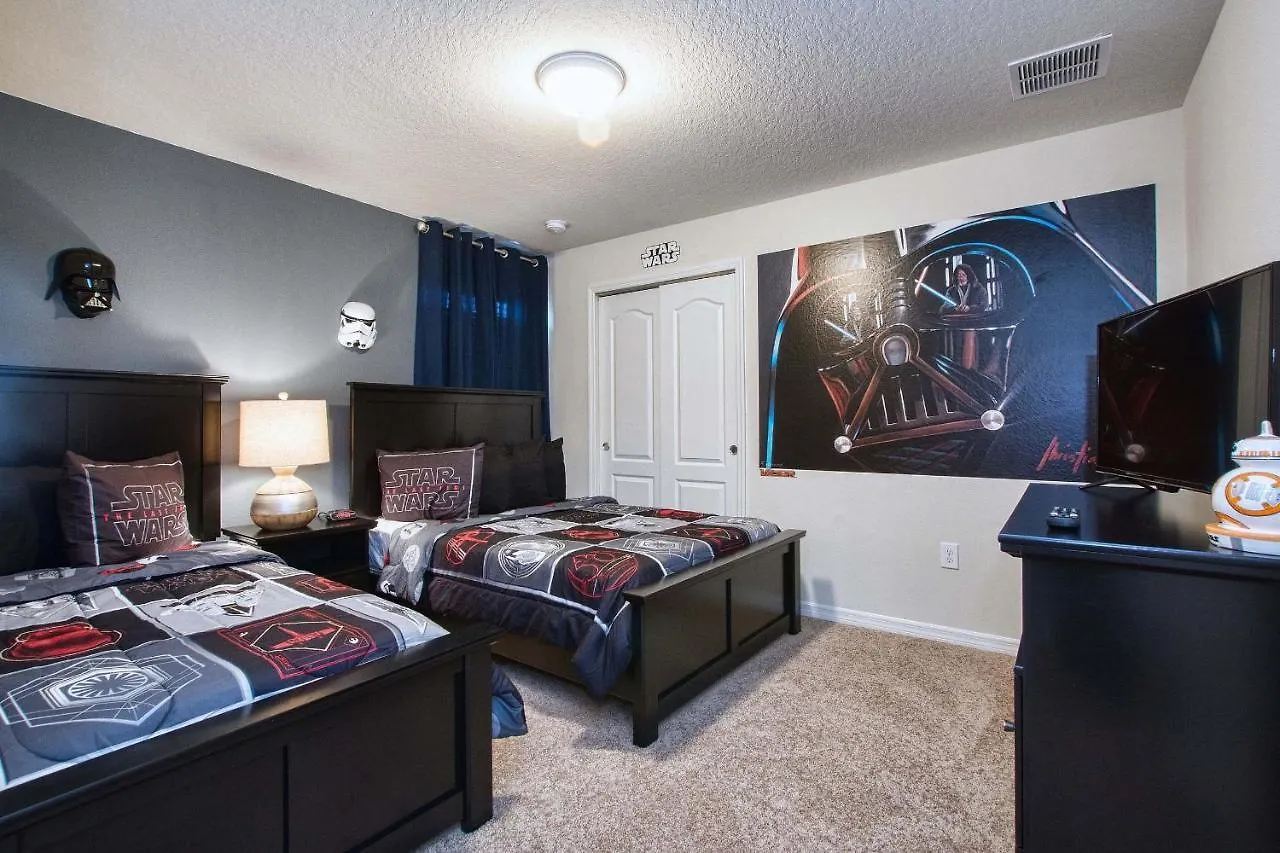 1800 Luxury Windsor Near Oversize Pool Villa